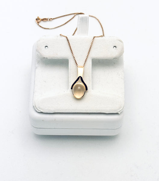 Moonstone Pendant