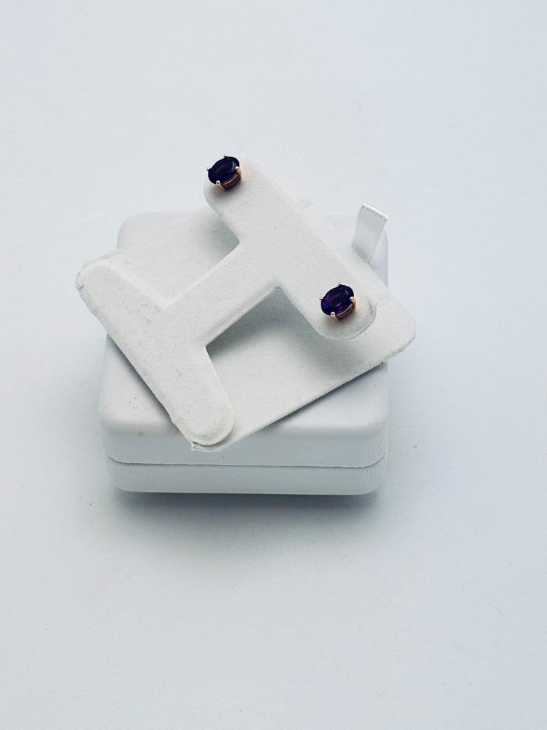 Amethyst Studs